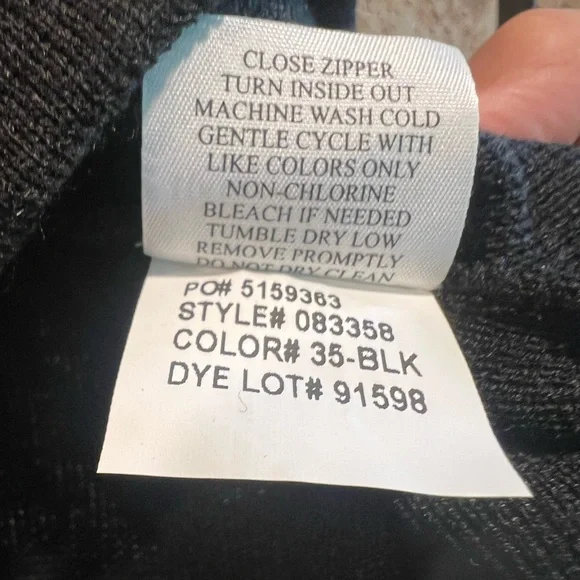 Durapil Zip-Up Sweater Vest - Picture 5 of 8